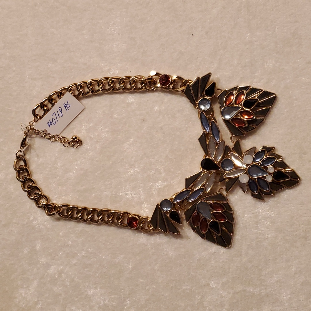 Heavy Metal Necklace W Acrylic Stones 18$